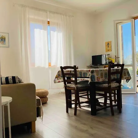 Casa Del Colle, Con Parcheggio Privato Sul Mare! Nyaraló *